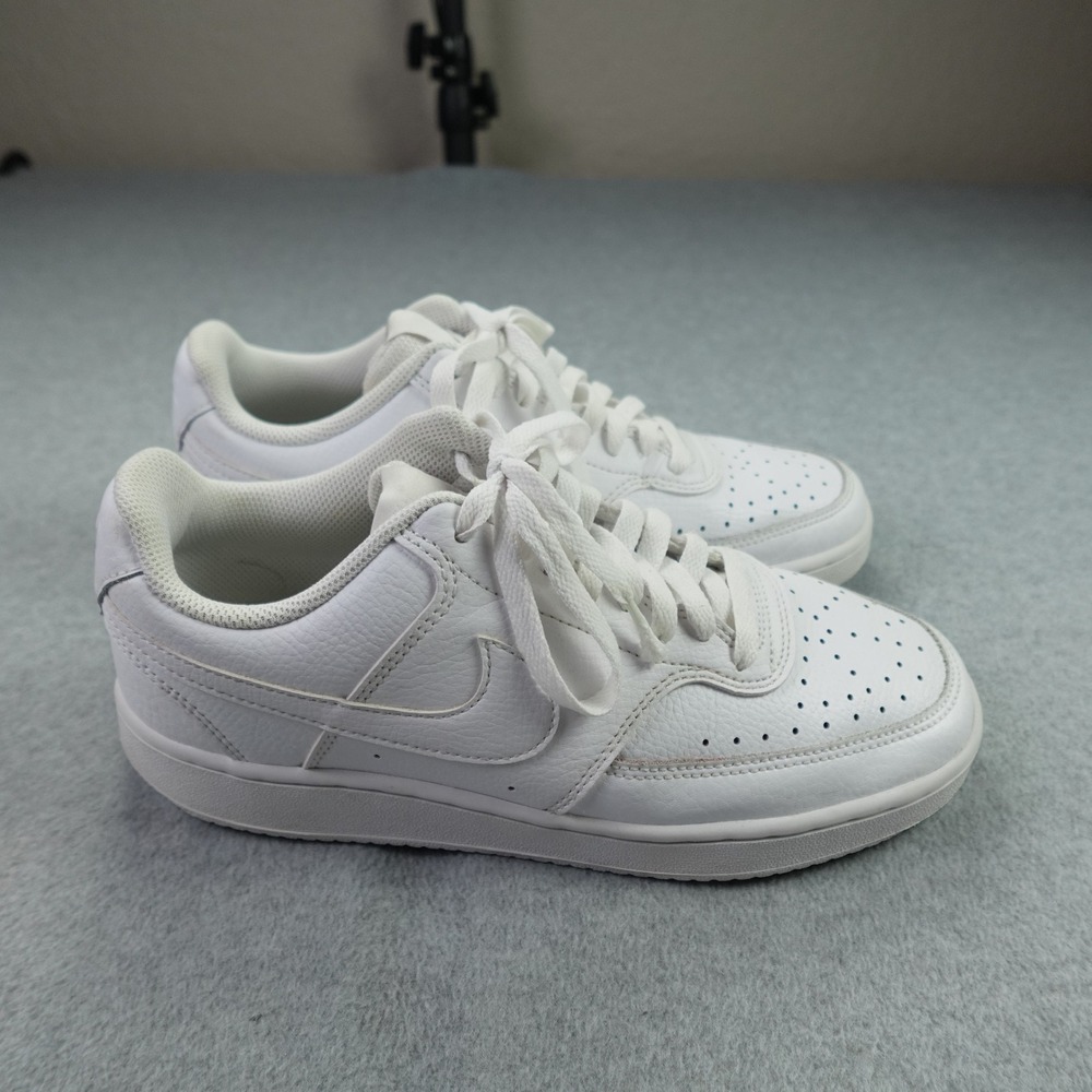 Nike Sneakers Womens 8.5 White Court Vision Low Casual Shoes